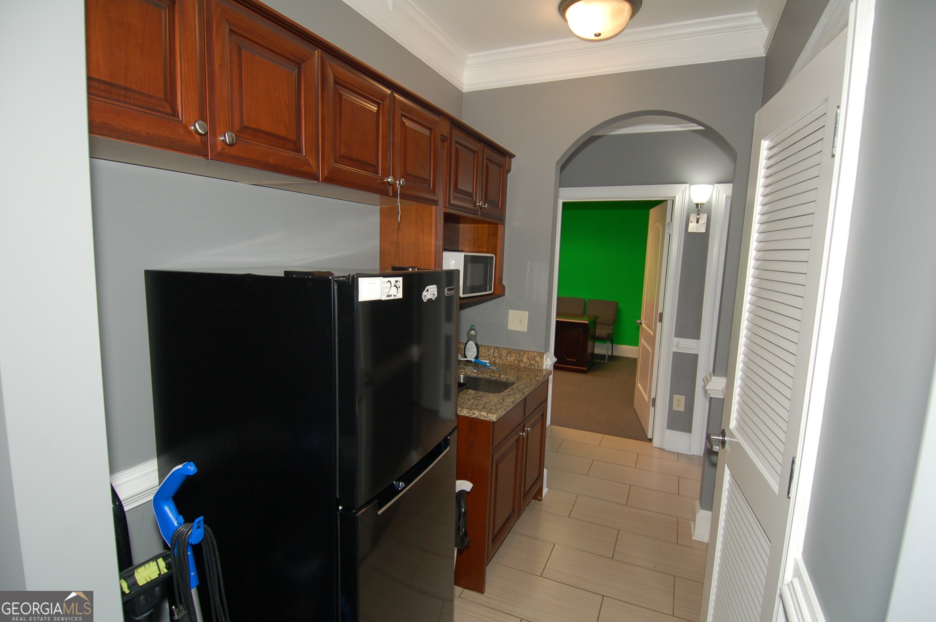 Horizon/roswell Office Condo - Commercial Lease