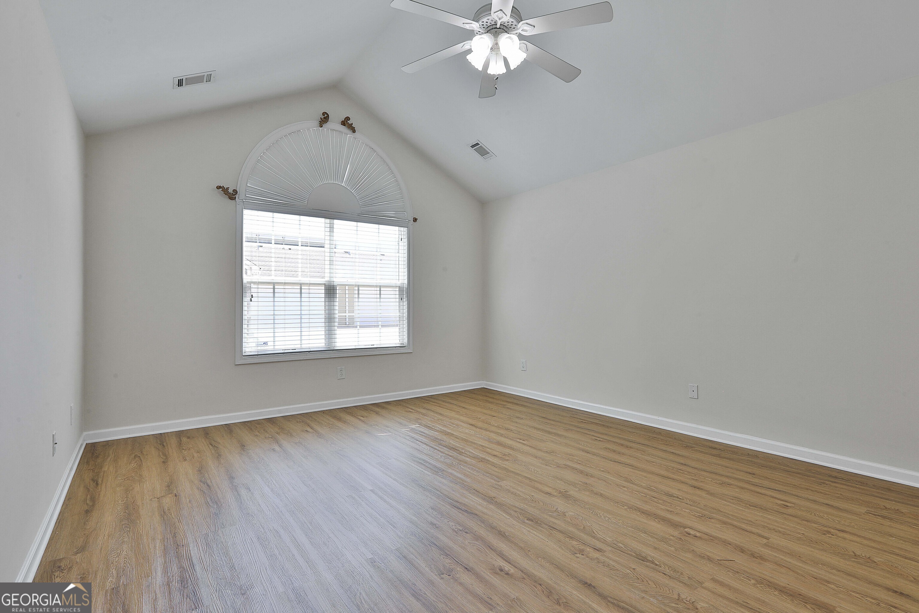 Fayetteville, Georgia 30214, United States, 2 Bedrooms Bedrooms, ,2 BathroomsBathrooms,Residential,Pending,15409