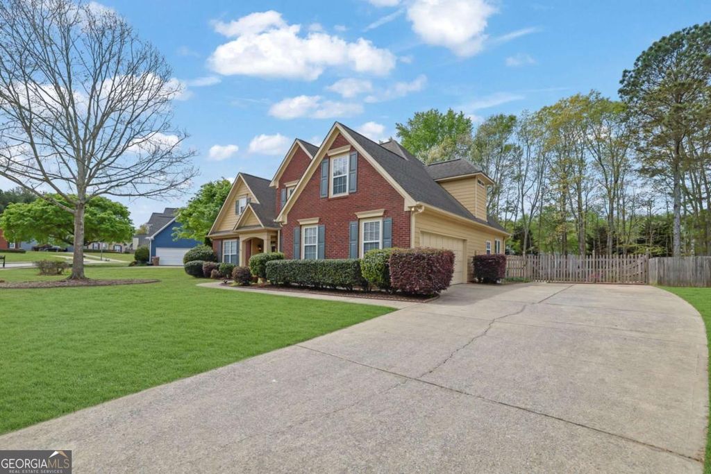 Photo of 3690 Blackgold Drive, Buford, GA 30519 (MLS # 10728734)