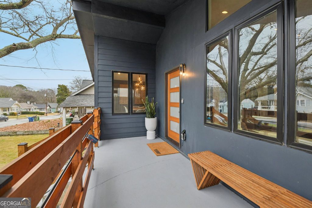 Photo of 1074 Astor Avenue SW, Atlanta, GA 30310 (MLS # 10679865)