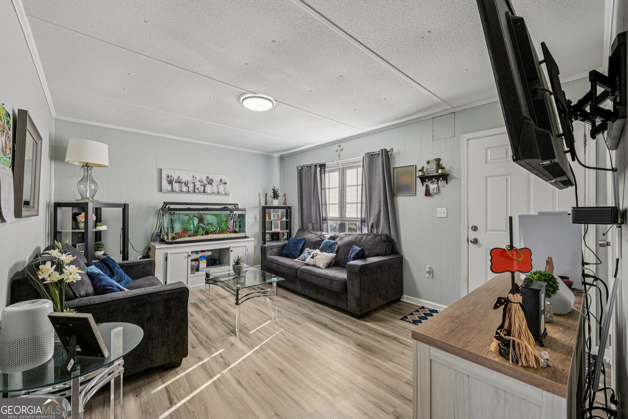 255 Marlborough Downs RD