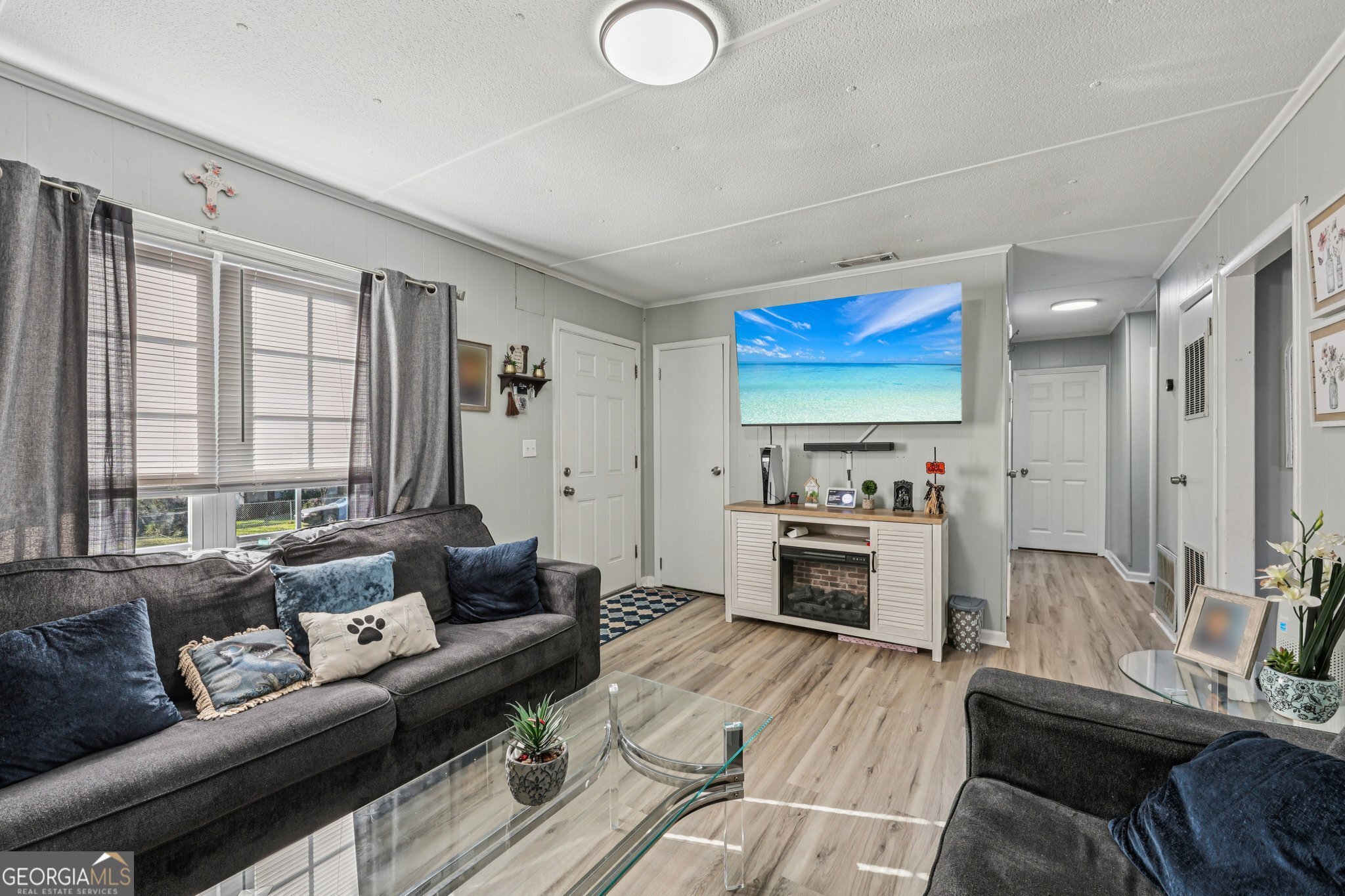 255 Marlborough Downs RD