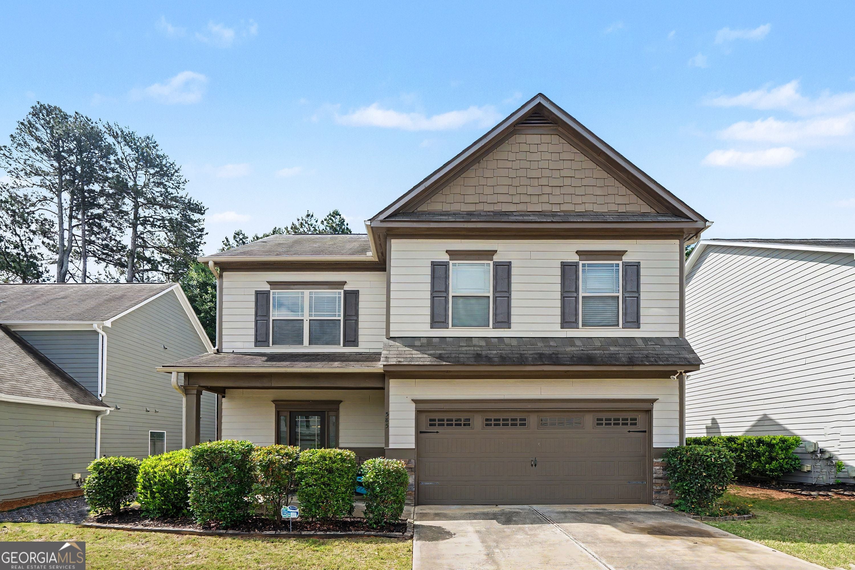 585 Country Ridge DR