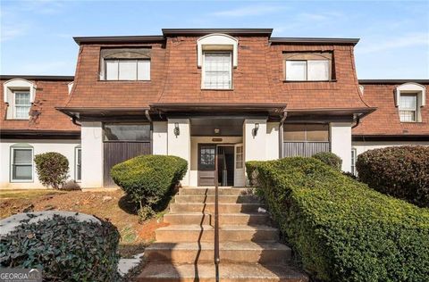 Photo of 143 Rue Fontaine, Lithonia, GA 30038 (MLS # 10701661)