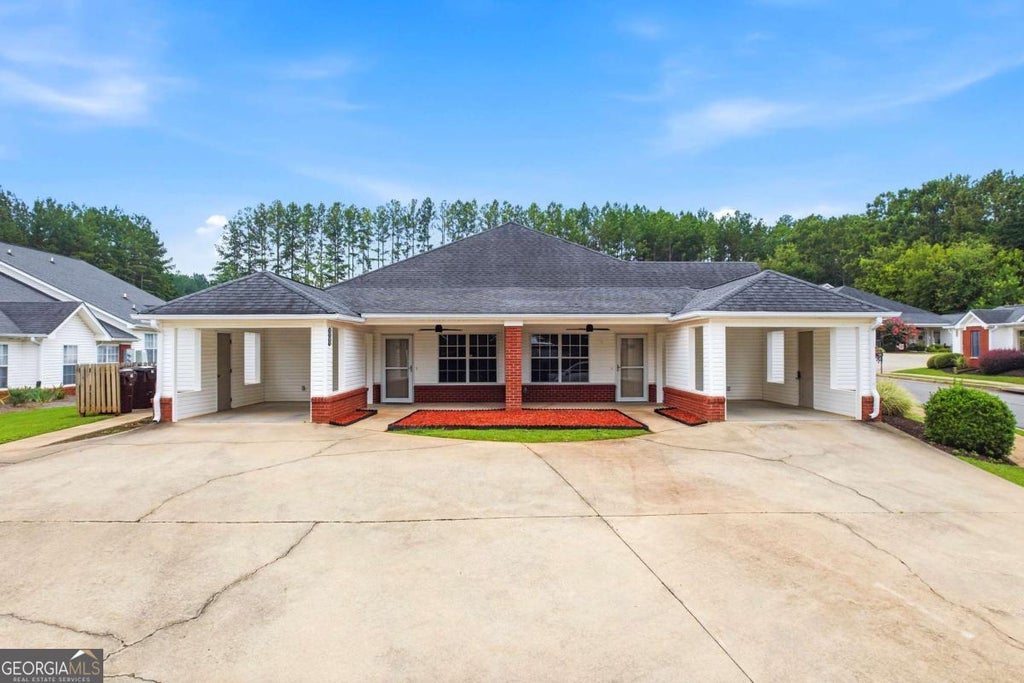 Photo of 150 Old Mill Road #118, Cartersville, GA 30120 (MLS # 10816259)