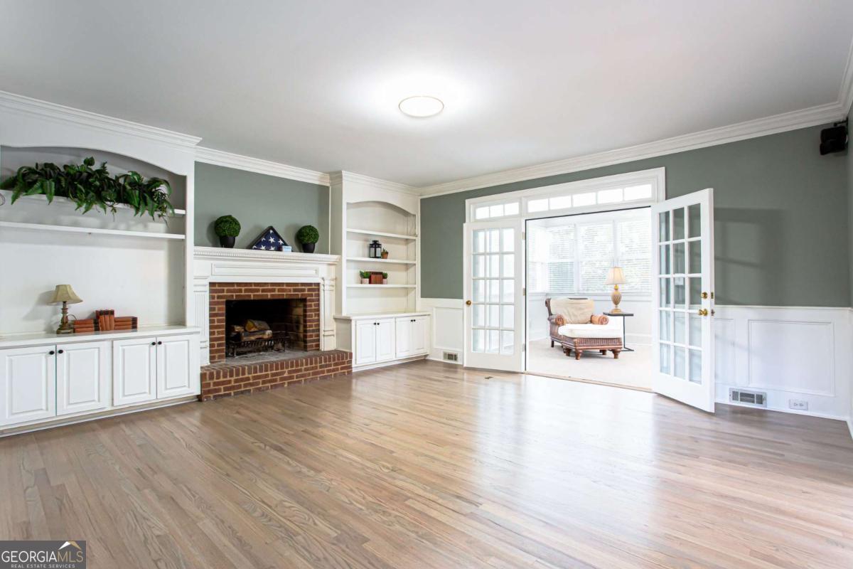 2651 Brentford Lane