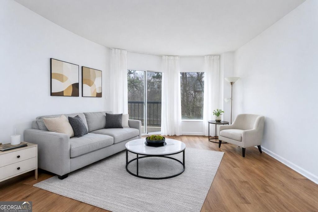 Photo of 1 Biscayne Drive #304, Atlanta, GA 30309 (MLS # 10694595)