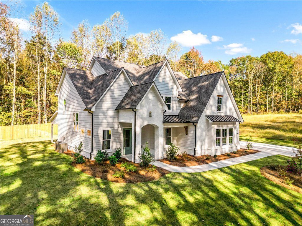 Gainesville, Georgia 30506, United States, 5 Bedrooms Bedrooms, ,5 BathroomsBathrooms,Residential,Active,229252