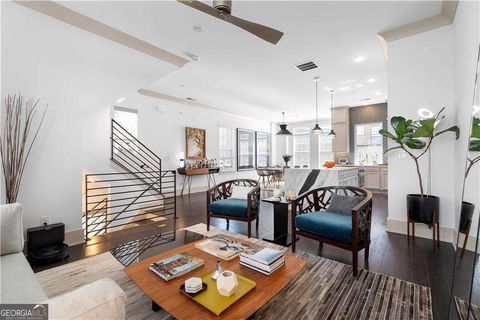 Photo of 519 Broadview Lane NE, Atlanta, GA 30324 (MLS # 10690404)