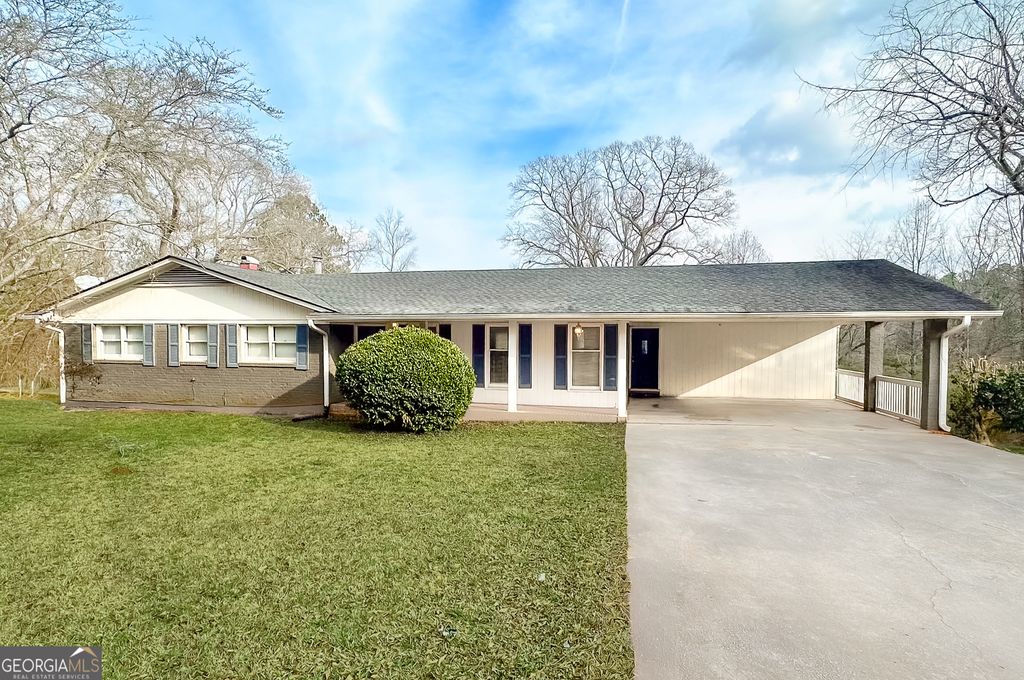 Photo of 4060 W Stubbs Road, South Fulton, GA 30349 (MLS # 10715258)