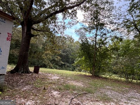 A home in Toccoa