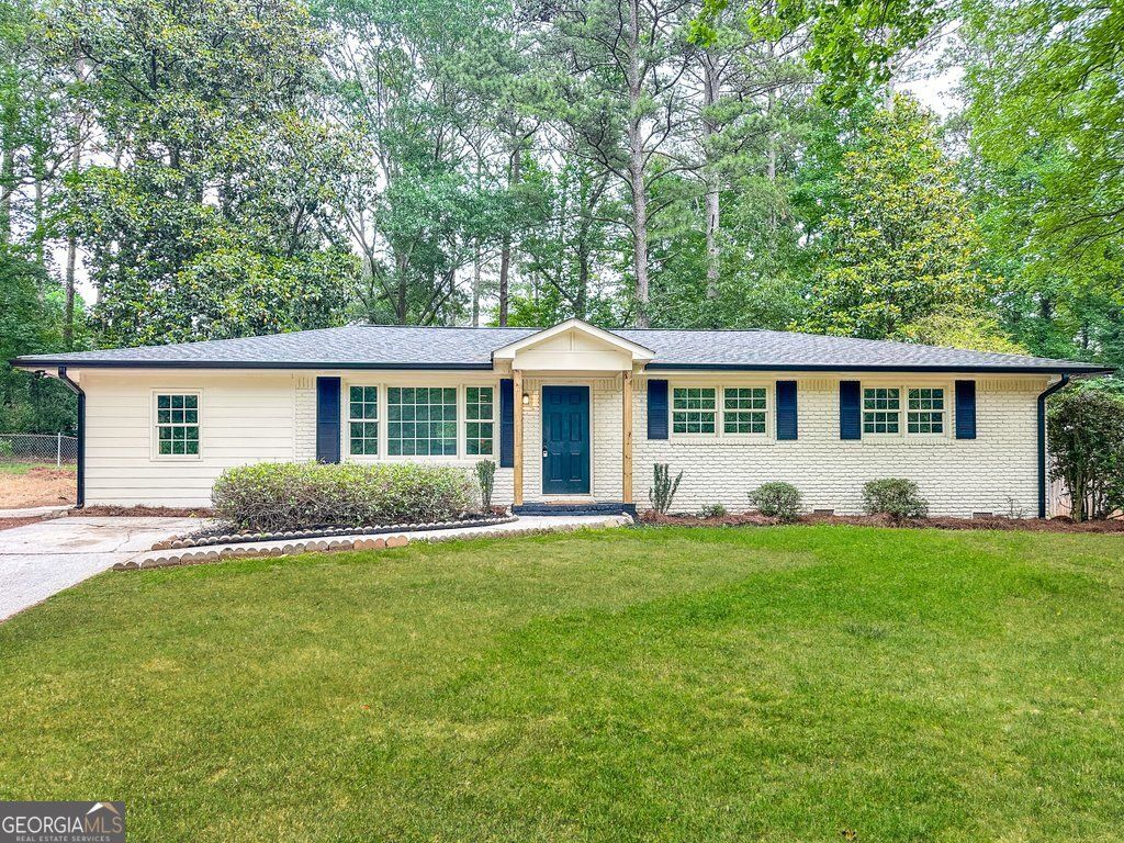 Photo of 571 Oriole Drive SE, Marietta, GA 30067 (MLS # 10765532)