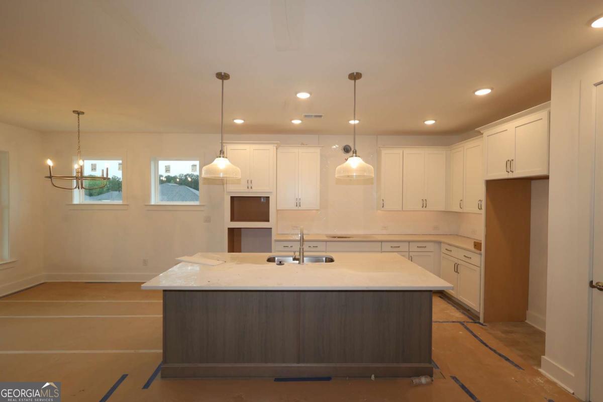 363 Barnfield WAY