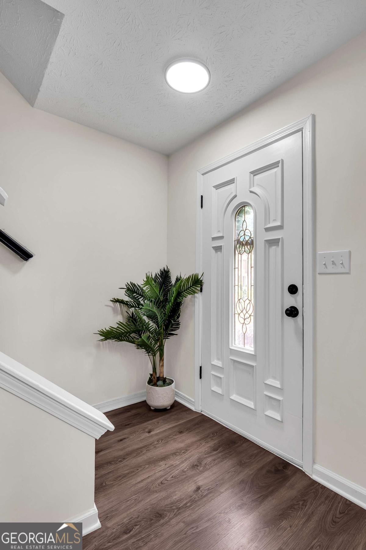 1075 Litchfield WAY SW