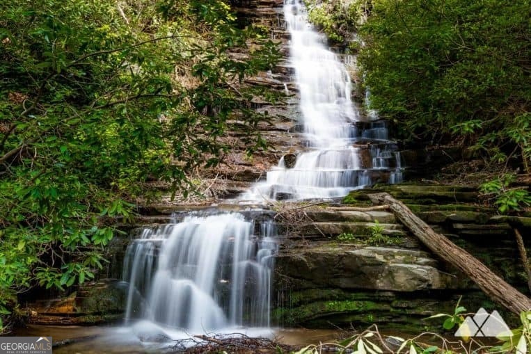 LOT 17 Waterfall DR