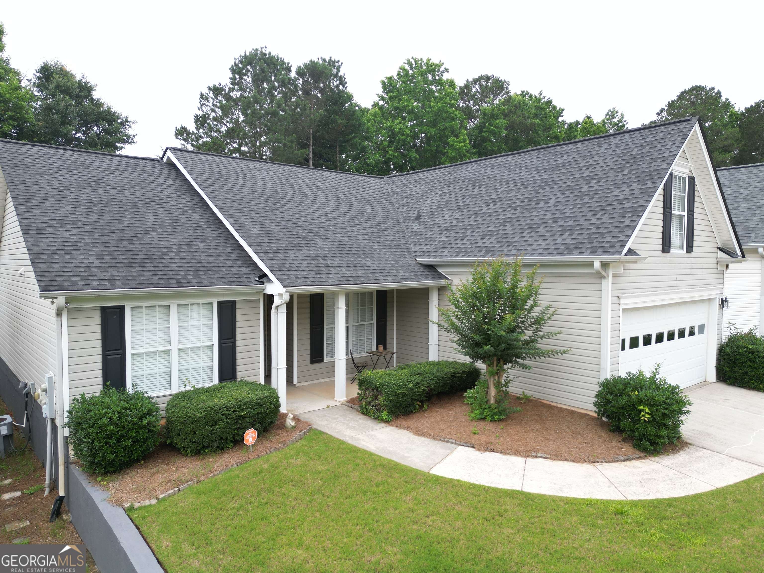 97 Bellaire LN