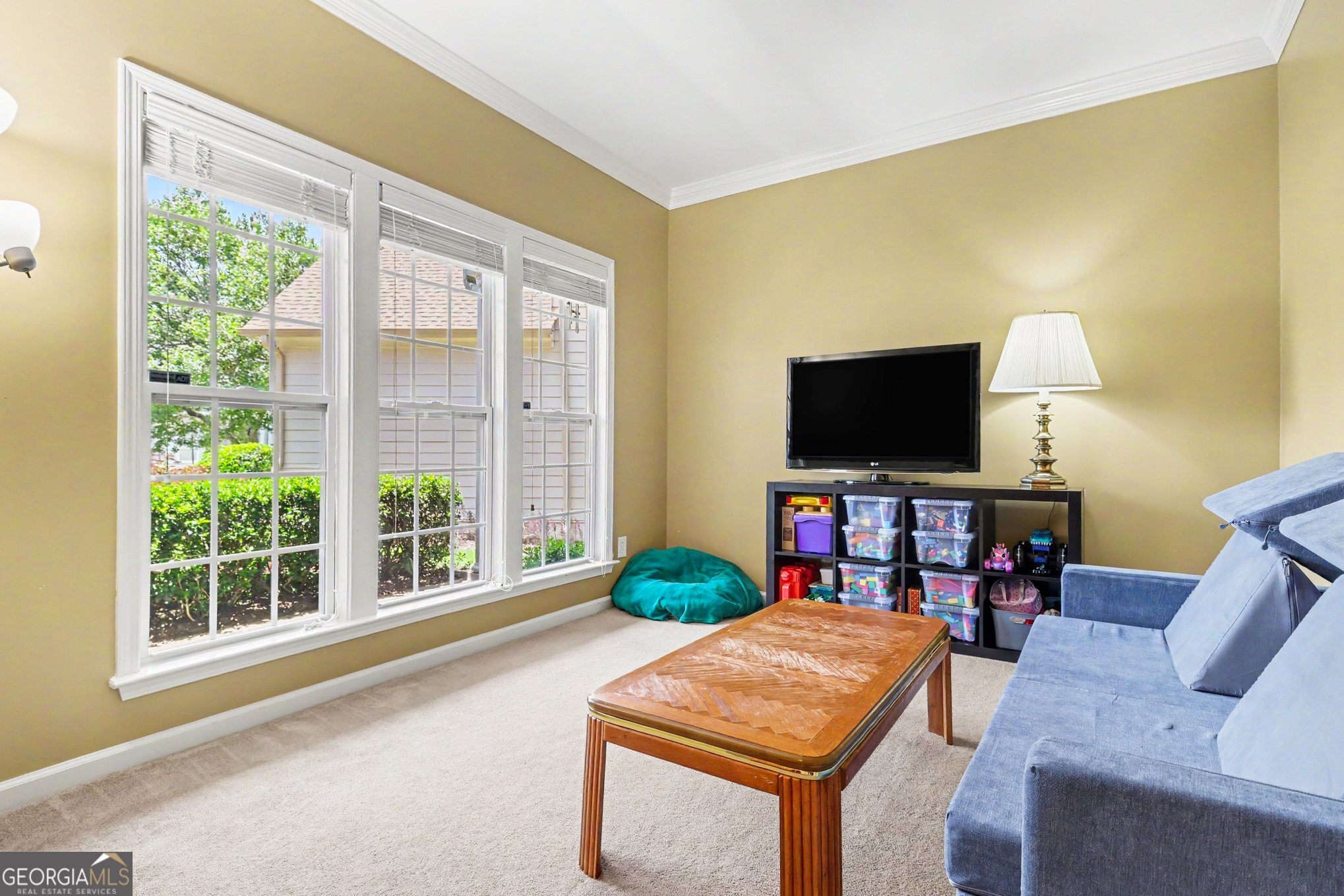 3290 Warbler WAY