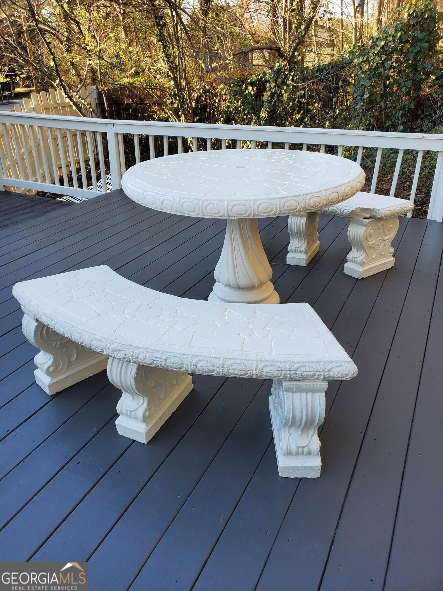 CHEROKEE TRAILS - Residential