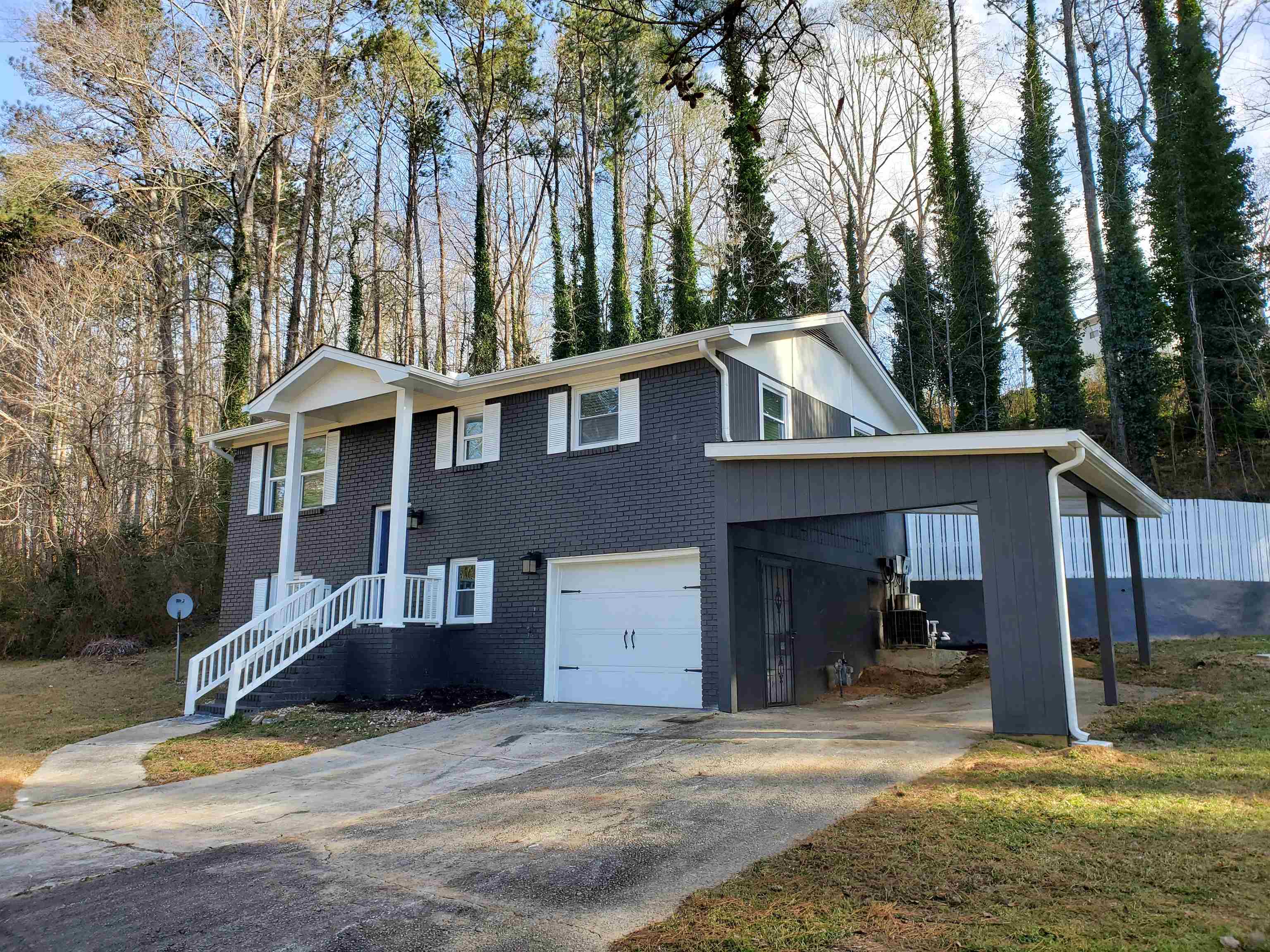 CHEROKEE TRAILS - Residential