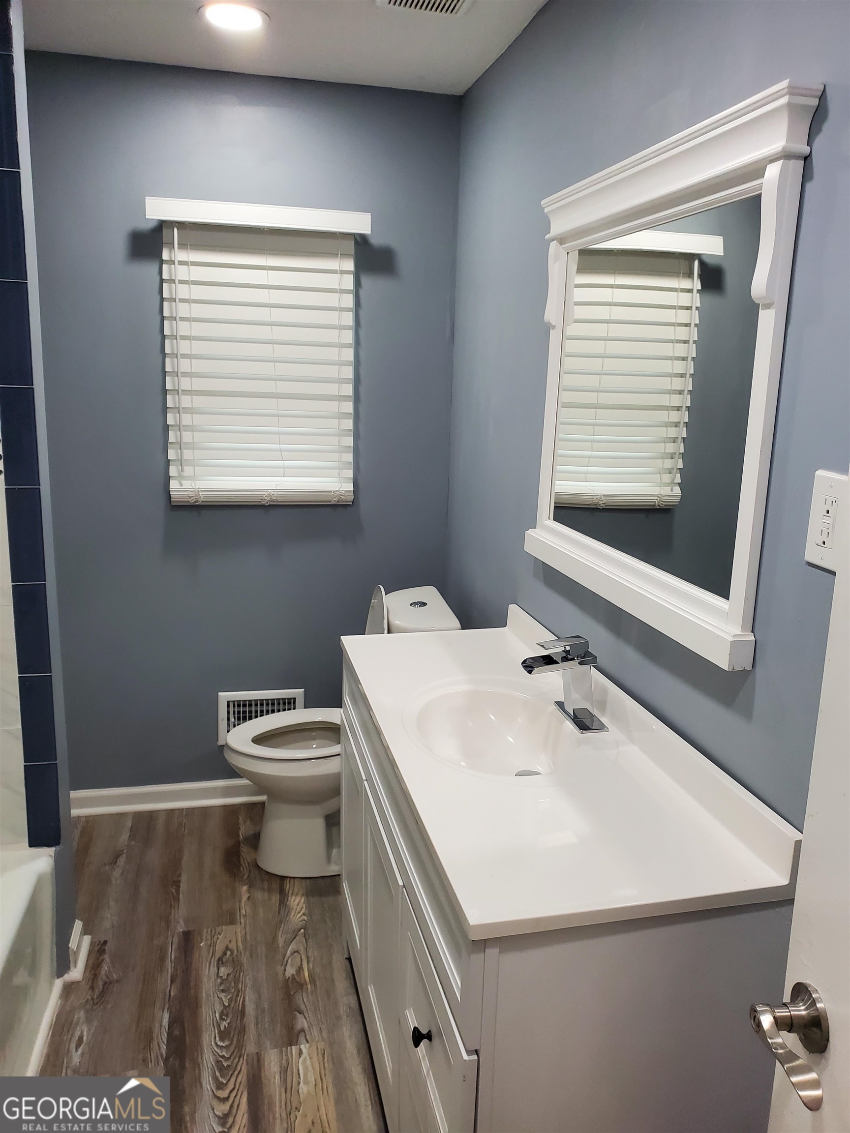 CHEROKEE TRAILS - Residential