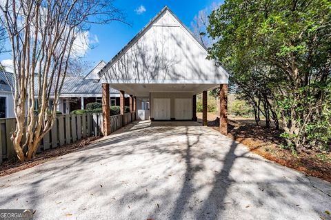 A home in Albany