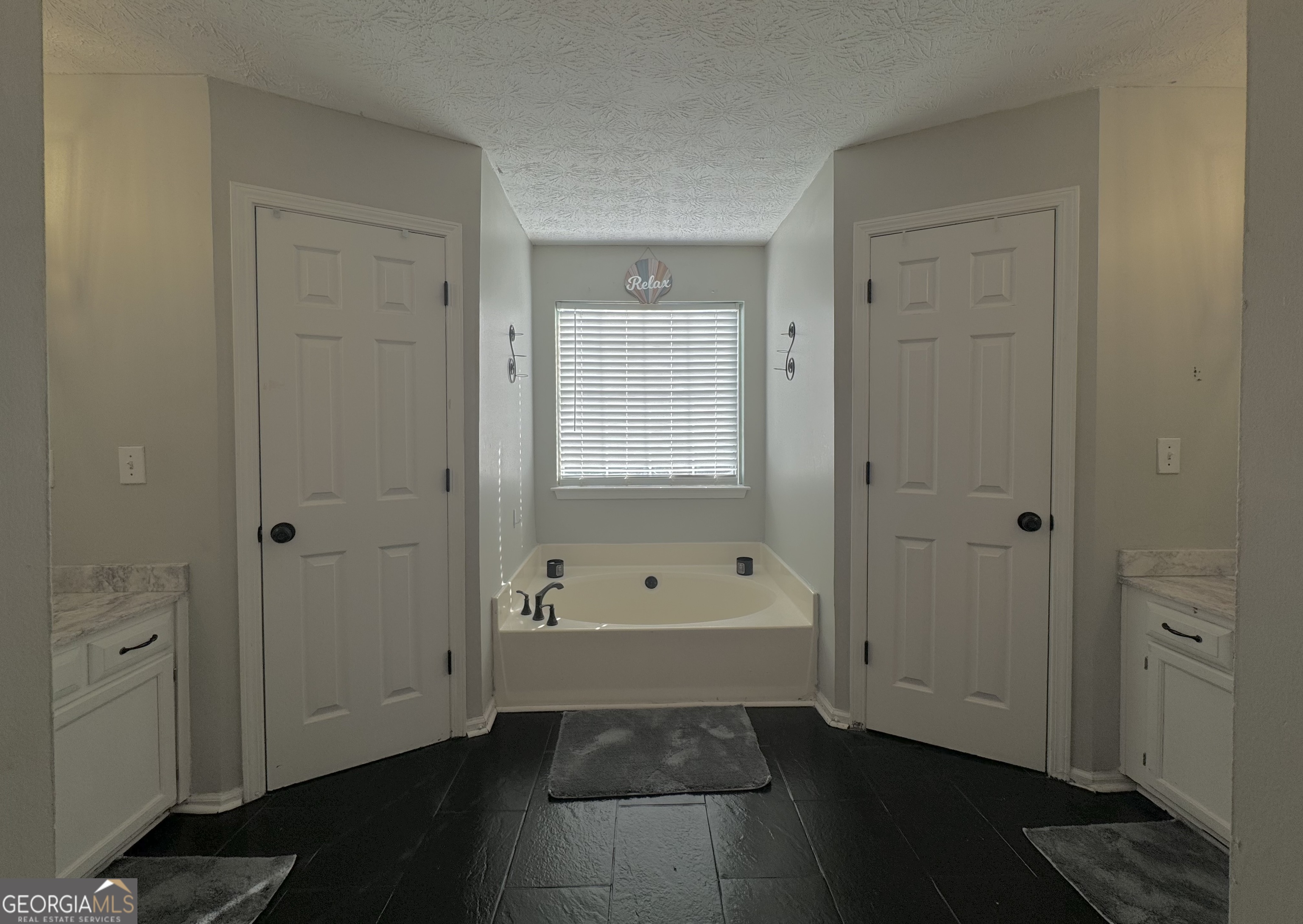 The Woods At Lake Ridge - Residential