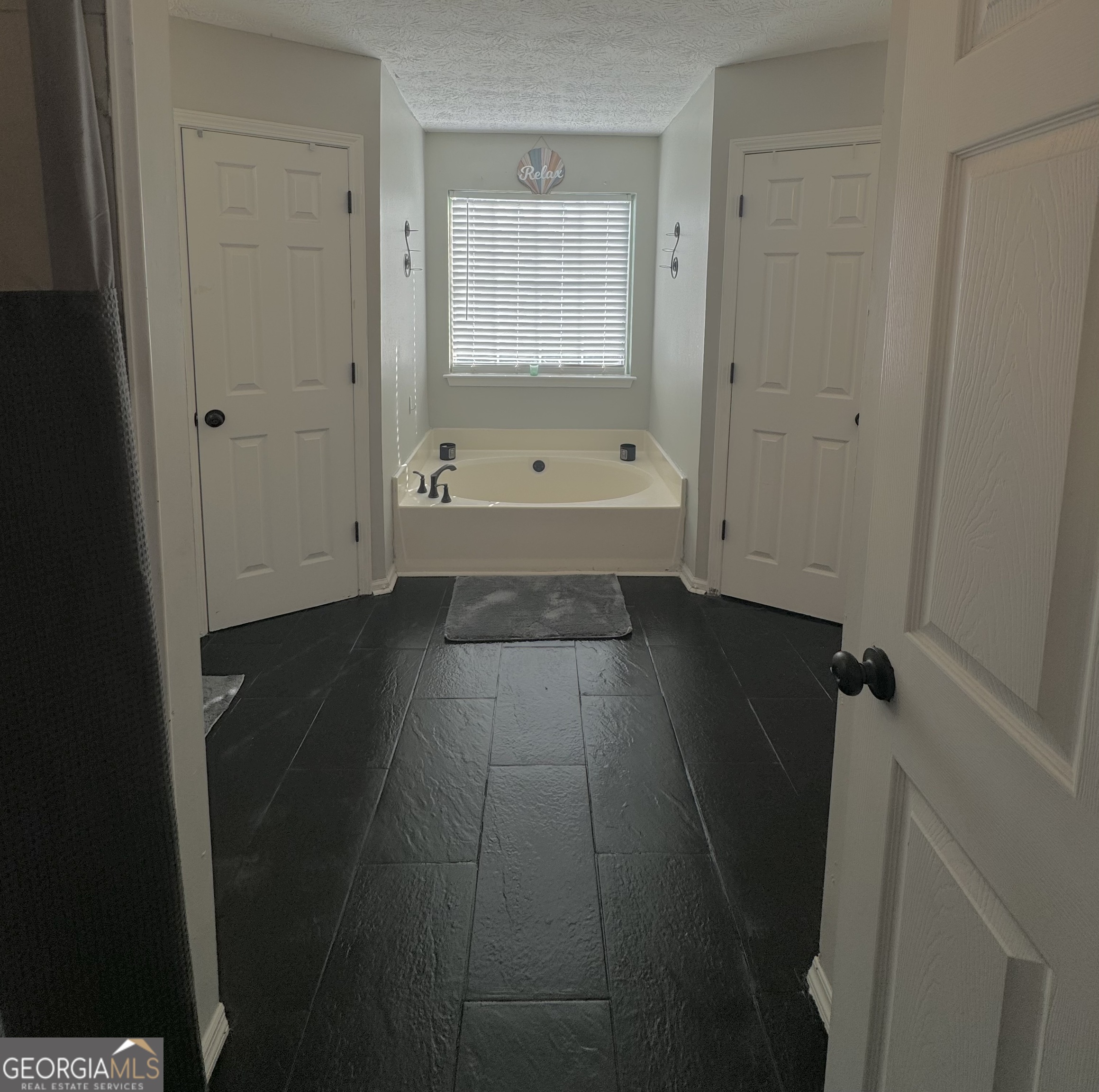 The Woods At Lake Ridge - Residential