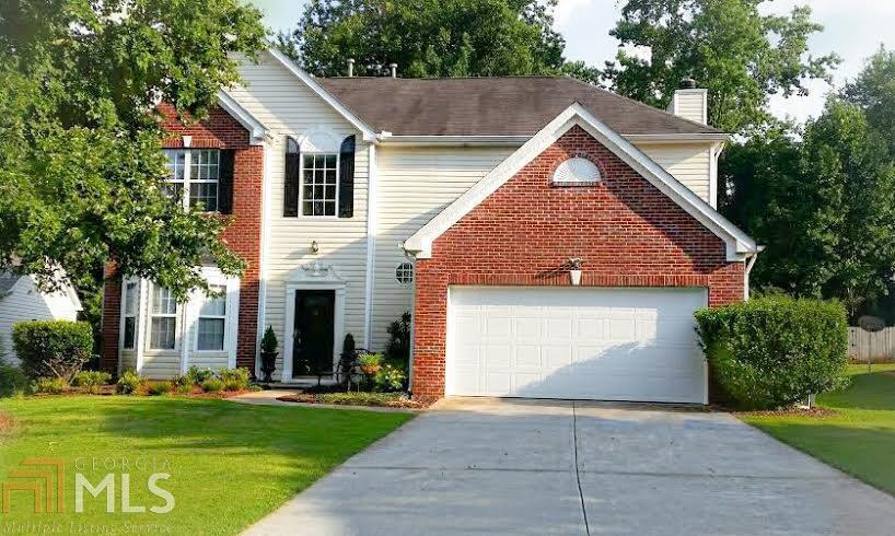 Beautifully maintained 4 bedroom, 2.5 bathroom home in sought after Mirror Lake neighborhood close to shopping and amenities. Updated eat in kitchen includes stainless steel appliances, gas stove with double oven, tile floors with open concept to great room. Home features designers touch with decorator colors, 2 story entry, gas fireplace, formal dining and living room with arched doorways. Spacious master suite with trey ceiling. Master bath has tile floors along with dual vanities, garden tub, and separate shower. Laundry is upstairs for simplicity. Fenced in backyard with patio that is perfect for entertaining or letting the kids play. .