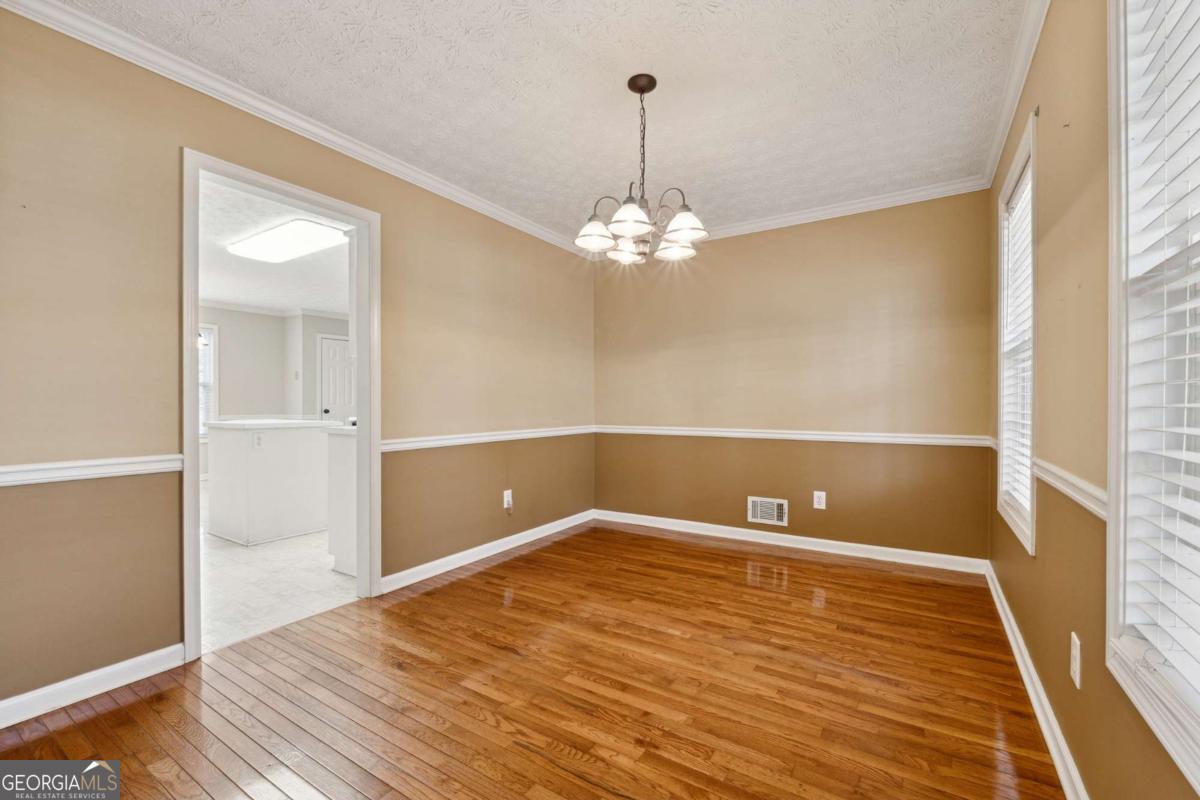 861 Windward RD