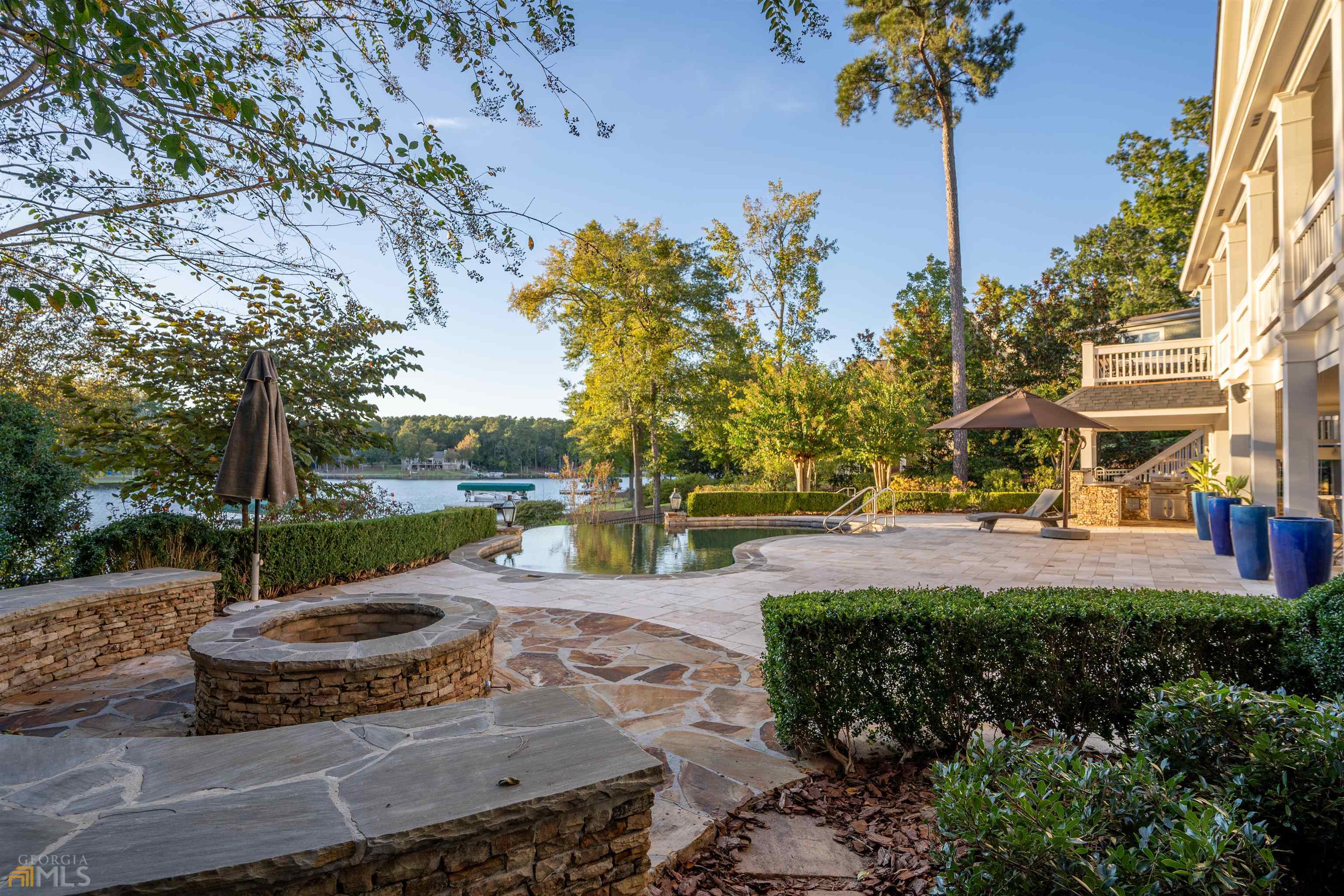 Harbor Club - Residential