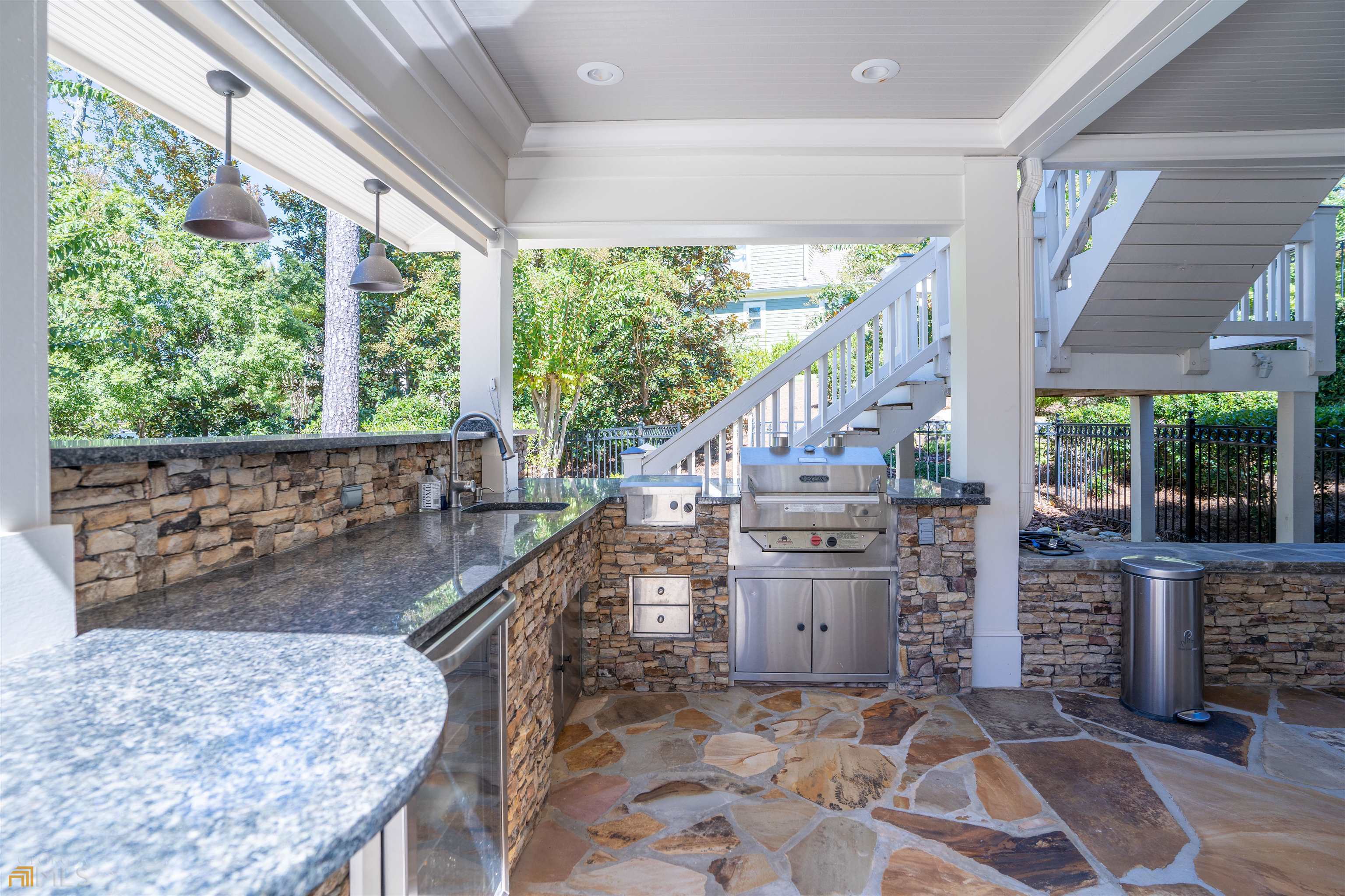 Harbor Club - Residential