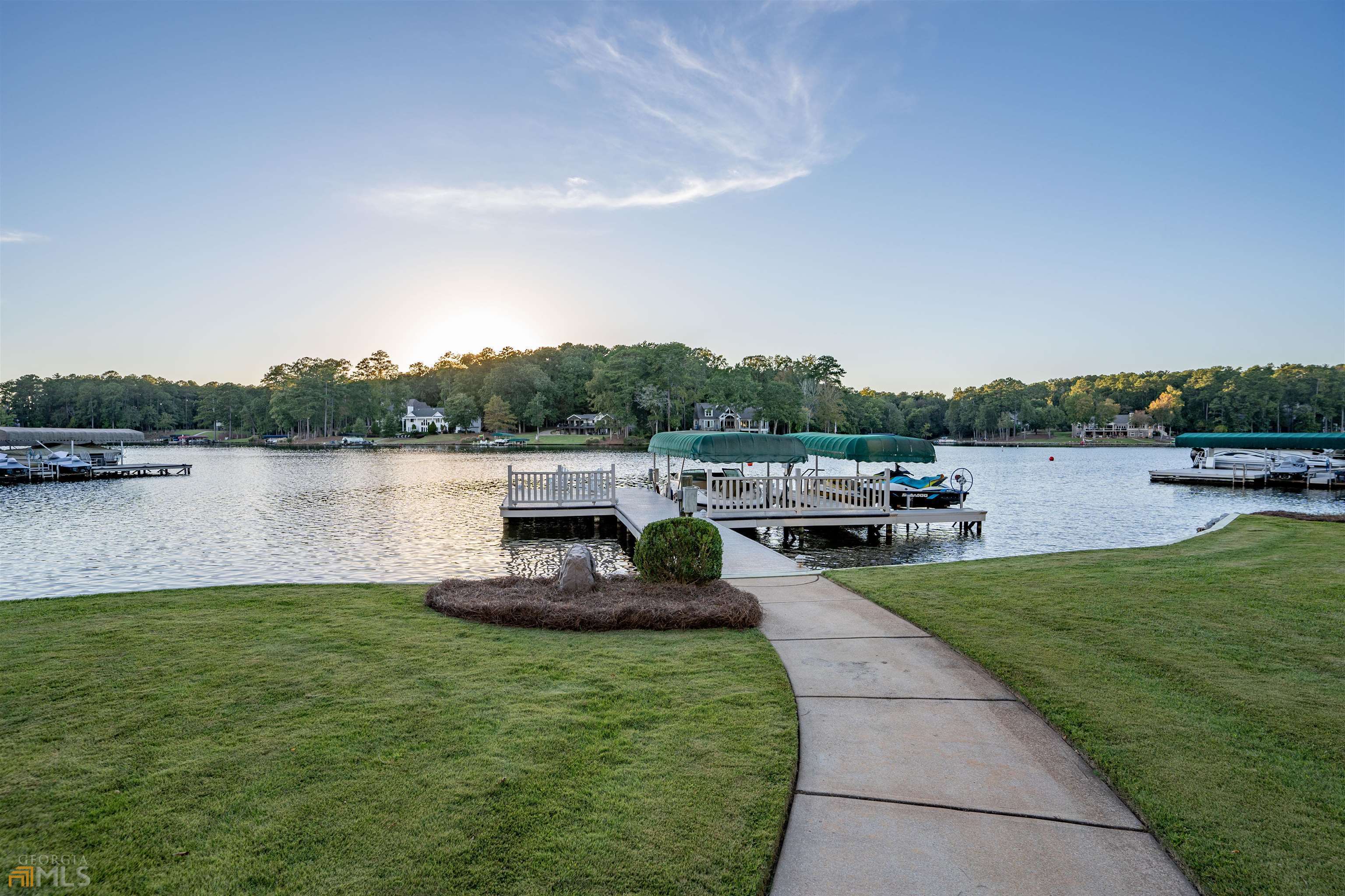 Harbor Club - Residential