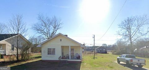445 Shannon RD NE Rome GA 30161