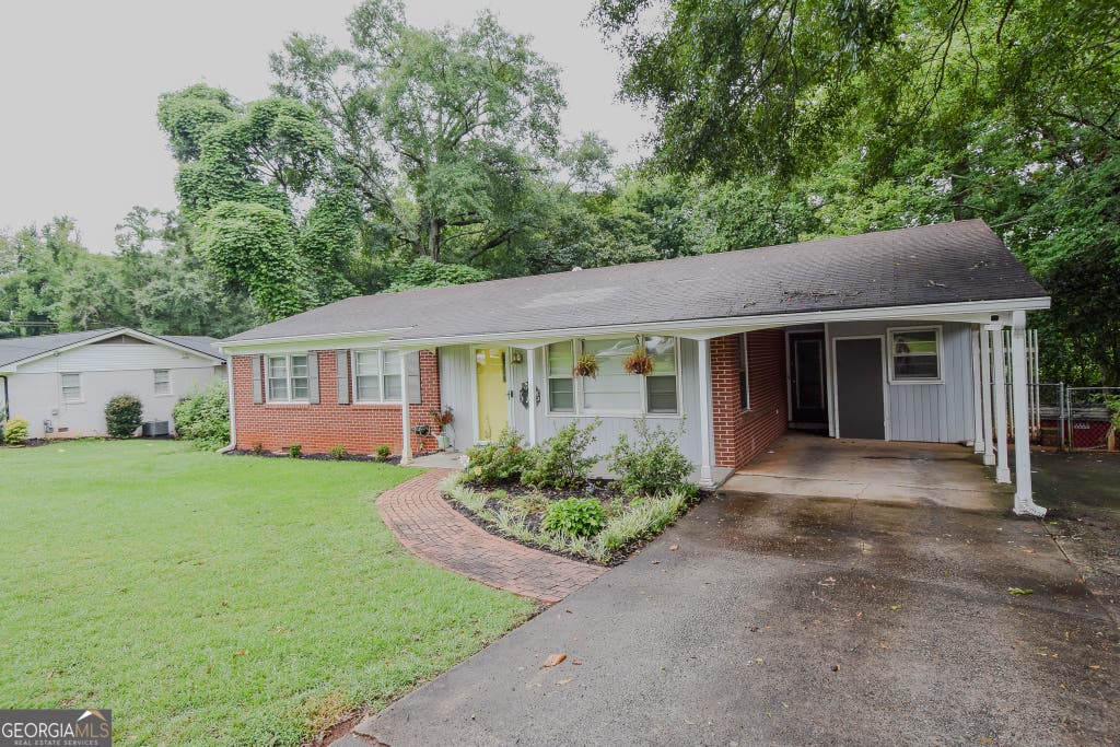 Photo of 106 Garden Terrace, Thomaston, GA 30286 (MLS # 10814980)