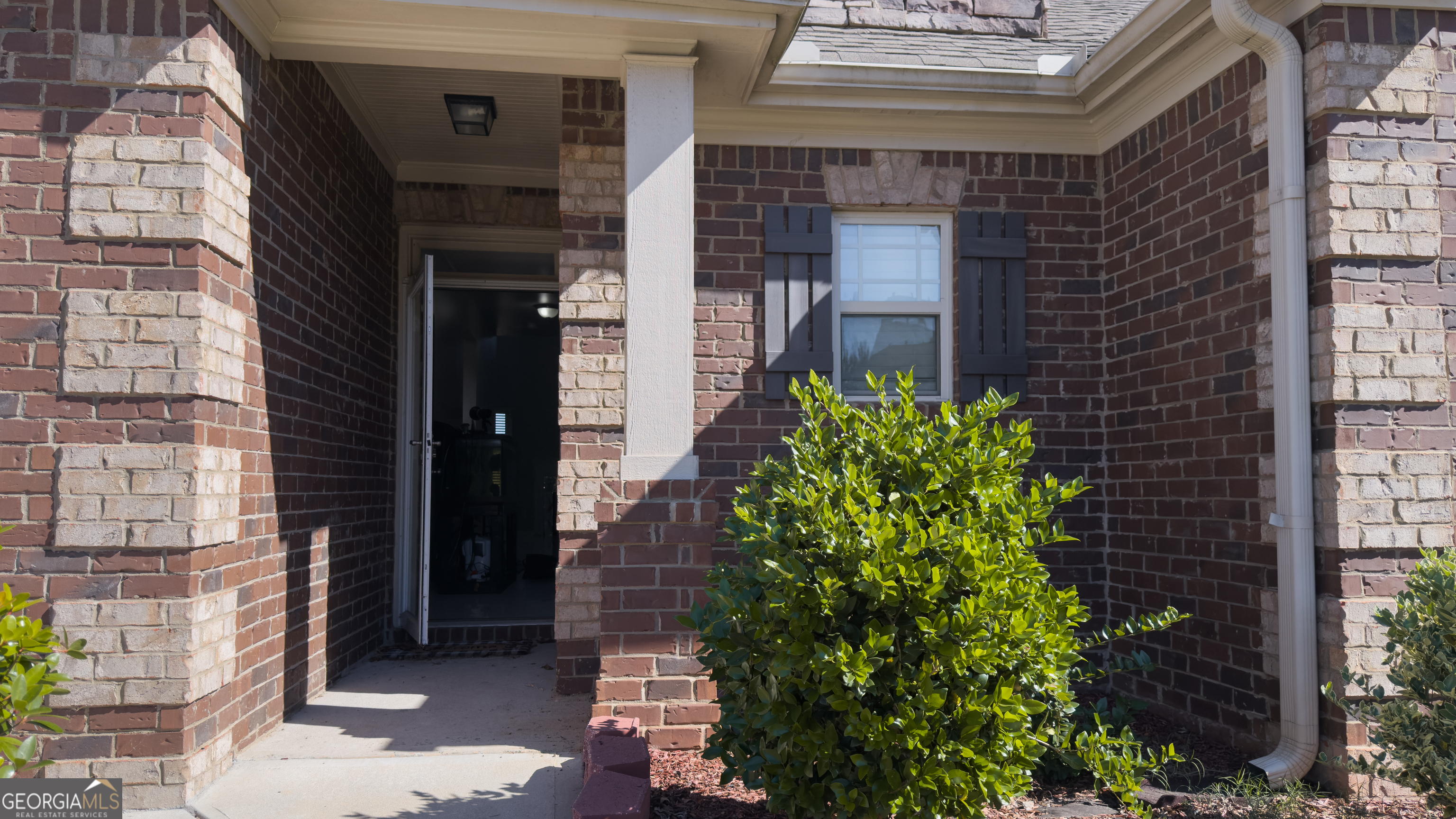 3368 Alhambra CIR