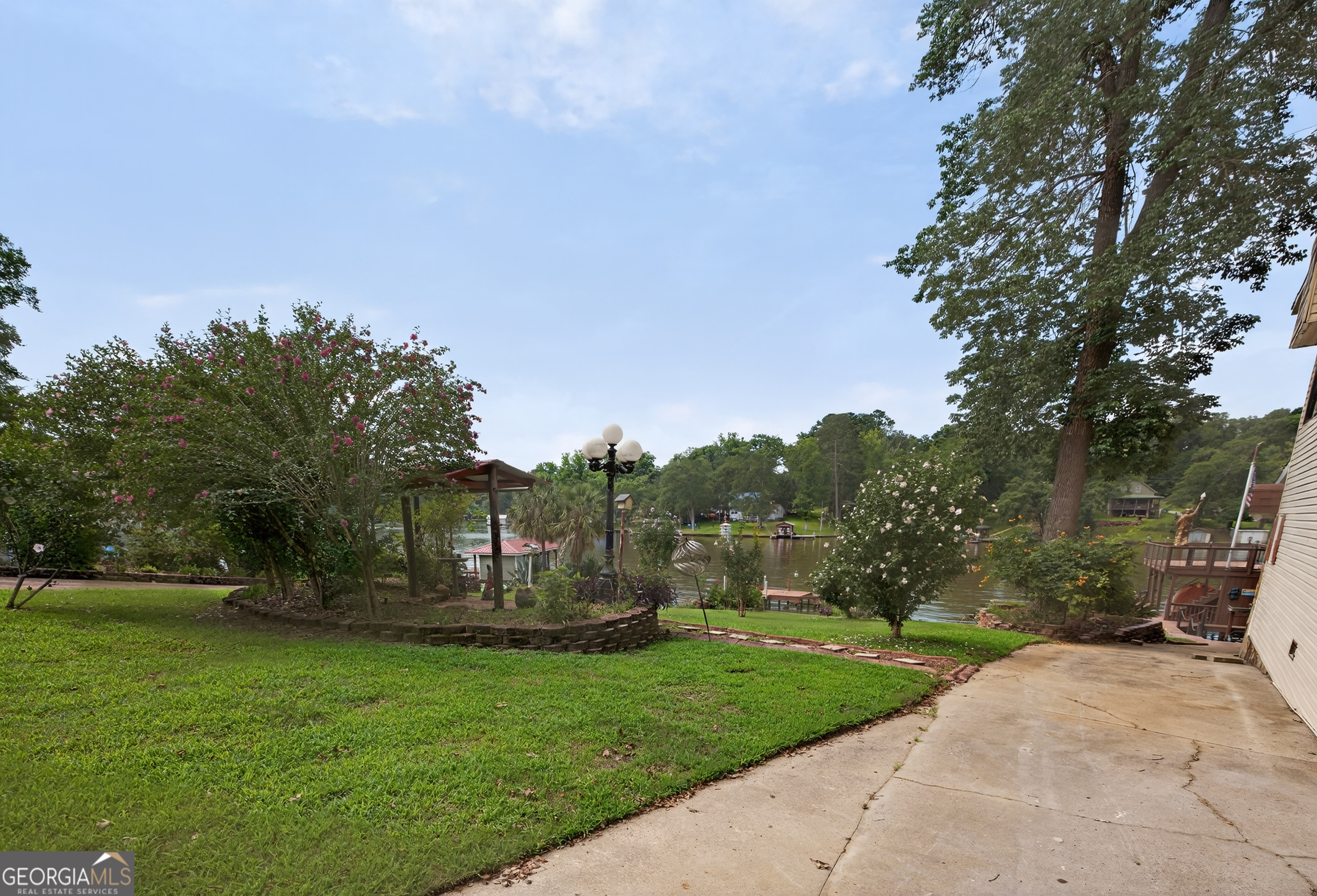 Breezy Shores - Residential