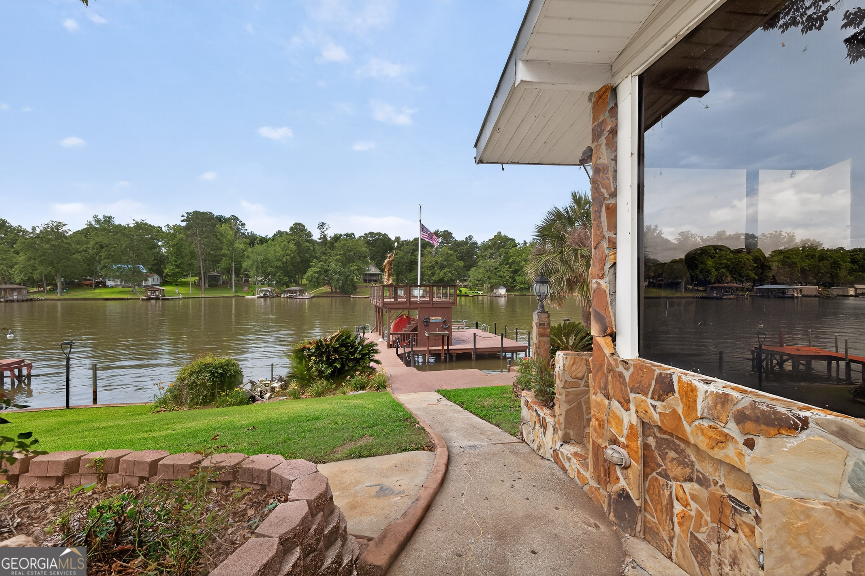Breezy Shores - Residential