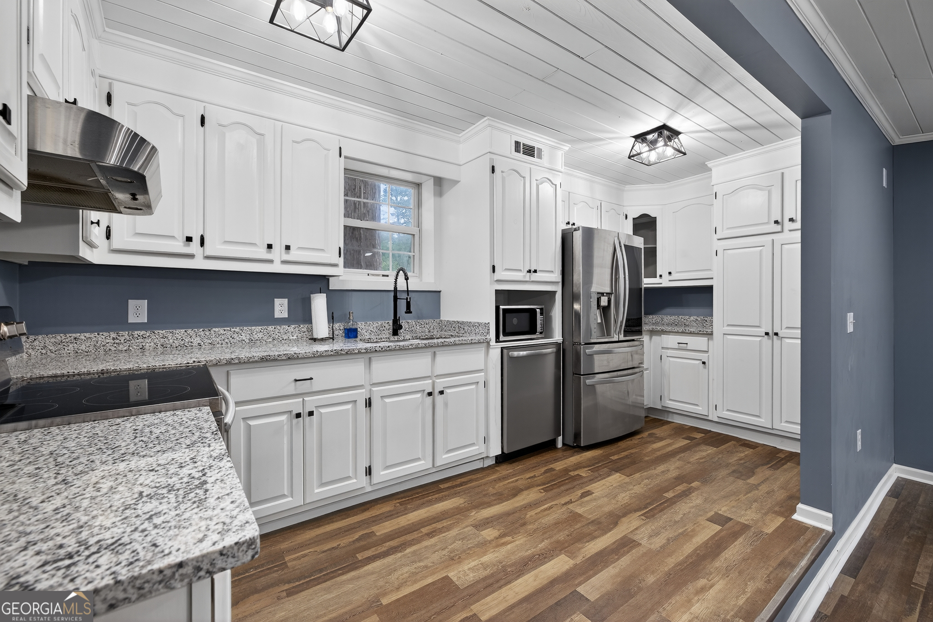 Breezy Shores - Residential