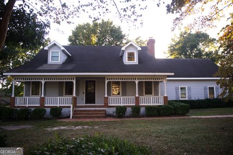213 Tucker RD Warner Robins GA 31088