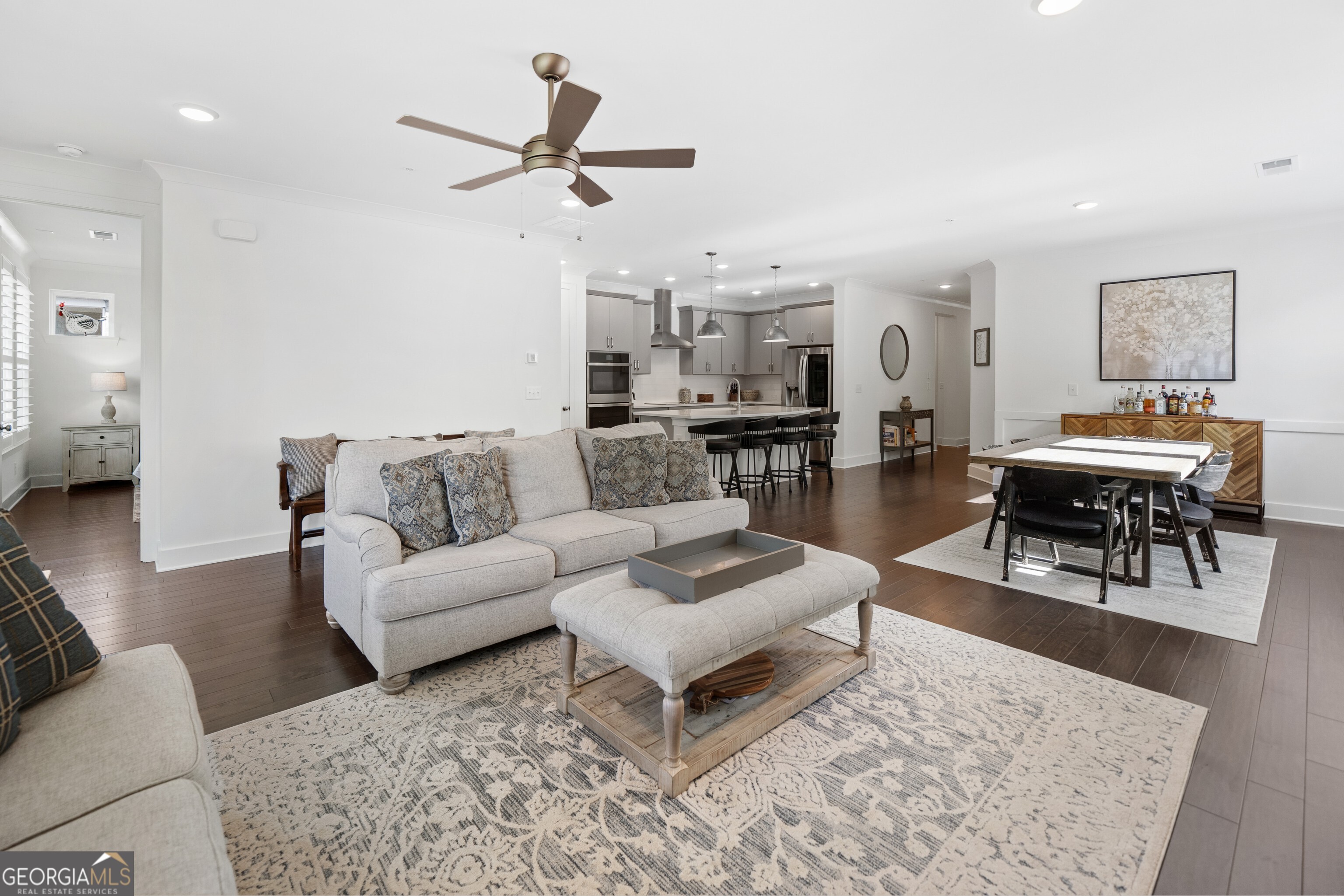 209 Floral Valley DR