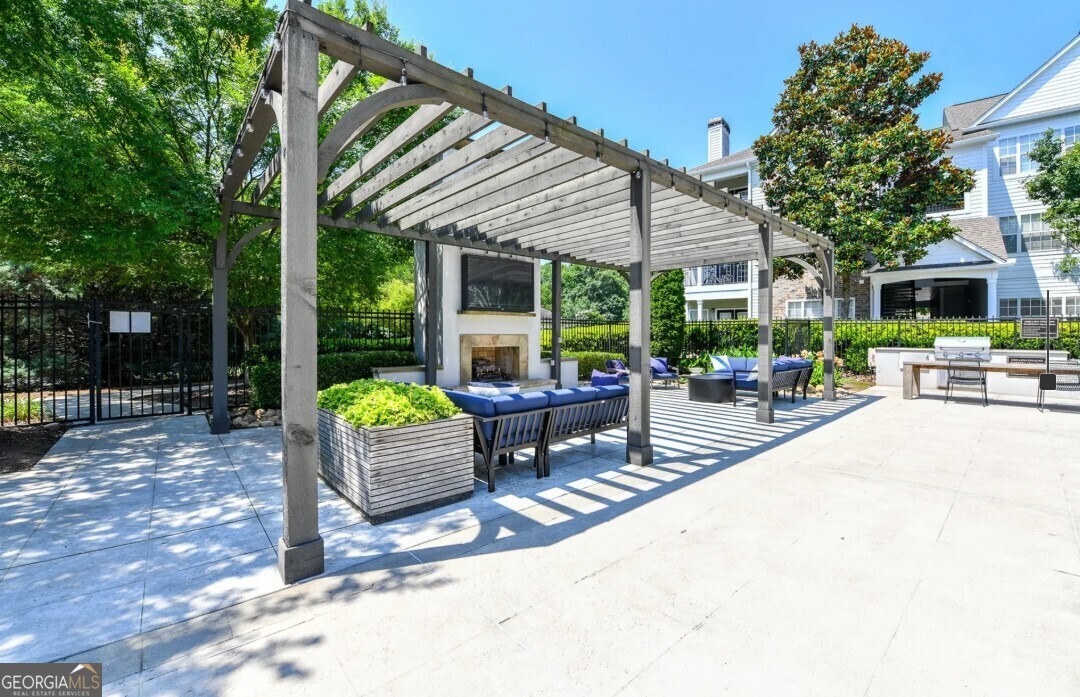 Avana North Point - Residential Lease