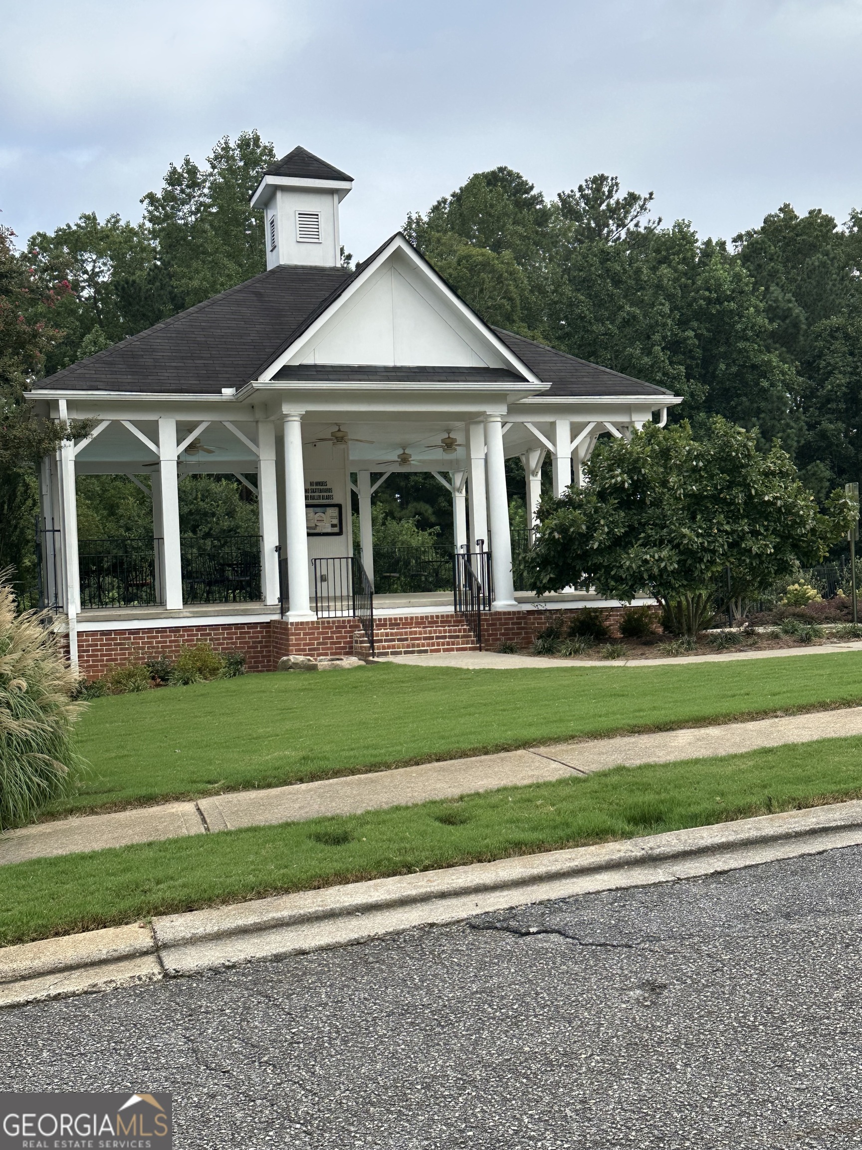 Magnolias at Ridgewalk - Residential Lease