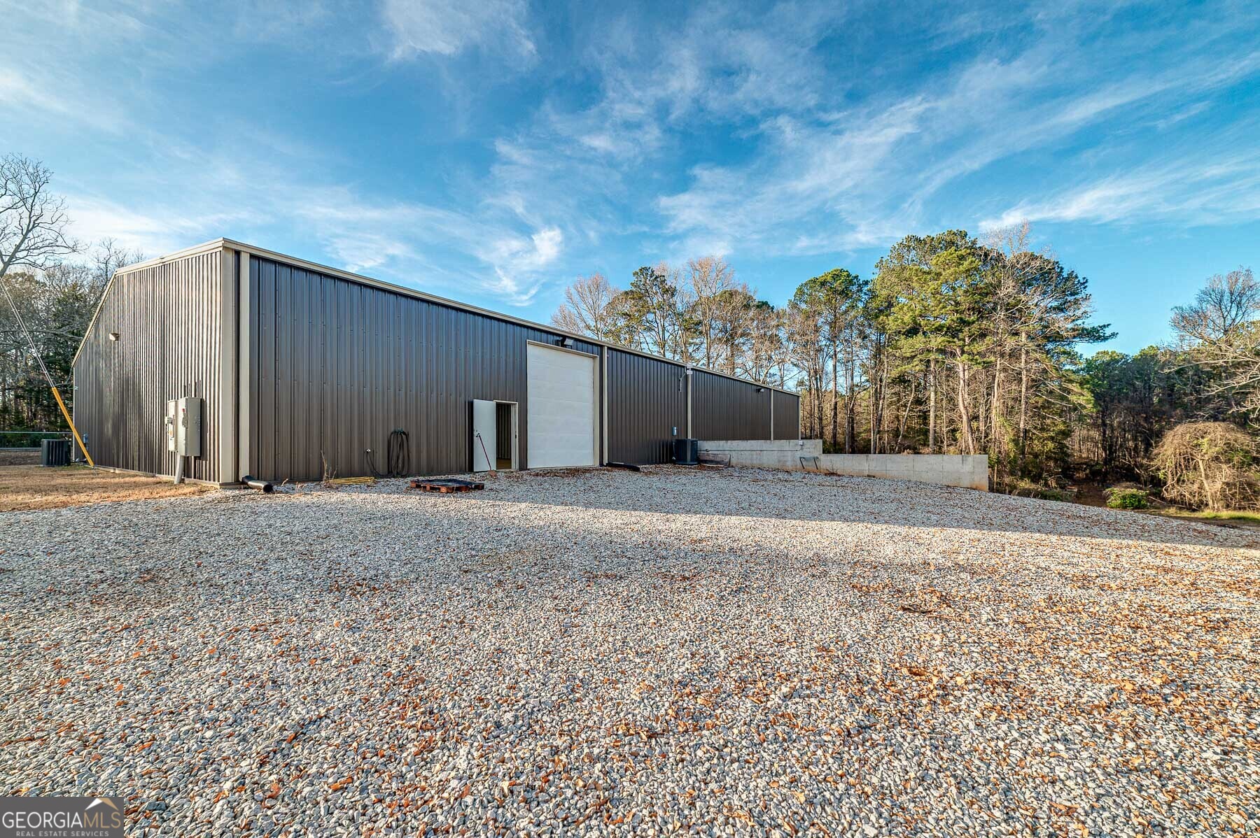 881 Barnetts Bridge RD