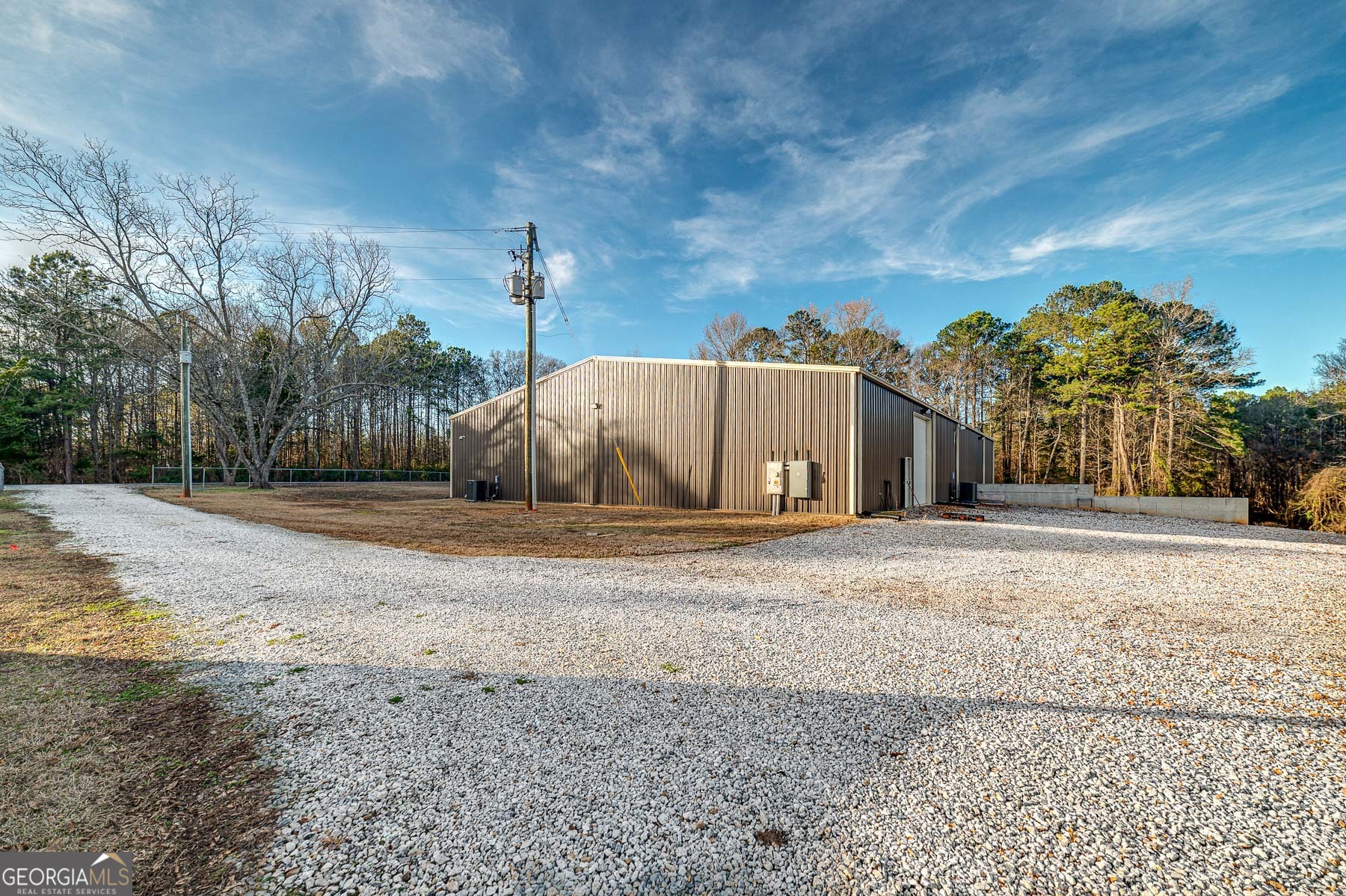 881 Barnetts Bridge RD