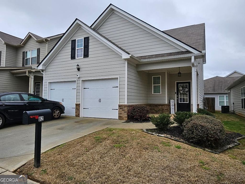 Photo of 82 Castlemoor Loop, Adairsville, GA 30103 (MLS # 10707133)