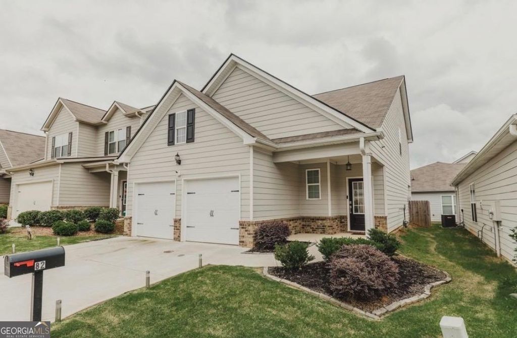 Photo of 82 Castlemoor Loop, Adairsville, GA 30103 (MLS # 10707133)