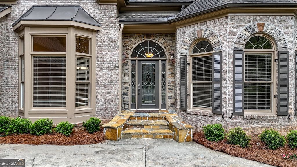 Photo of 5807 Brookstone Circle NW, Acworth, GA 30101 (MLS # 10774070)