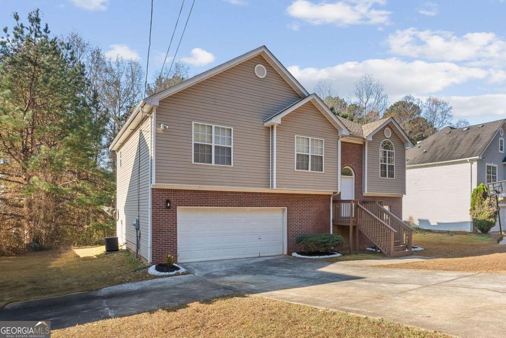 Photo of 5805 Marbut Road, Lithonia, GA 30058 (MLS # 10656780)
