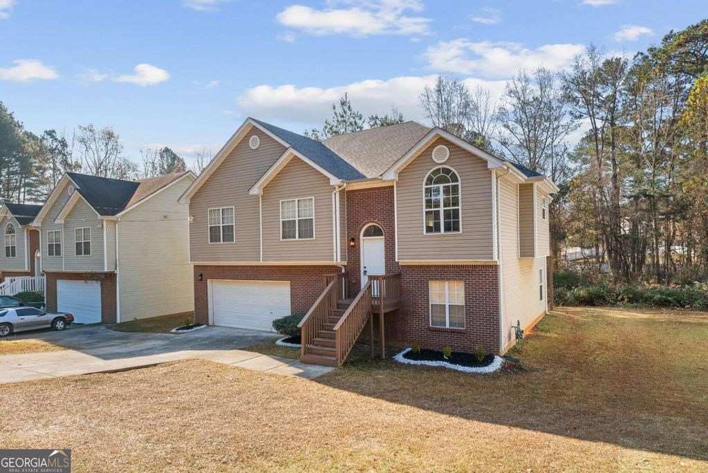 Photo of 5805 Marbut Road, Lithonia, GA 30058 (MLS # 10656780)