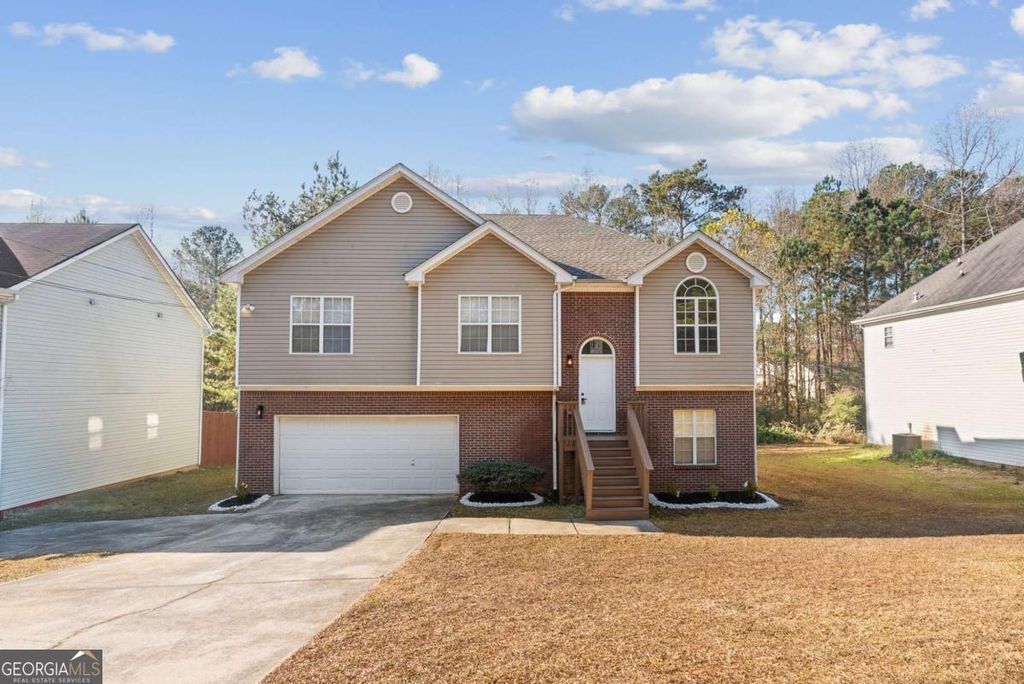 Photo of 5805 Marbut Road, Lithonia, GA 30058 (MLS # 10656780)